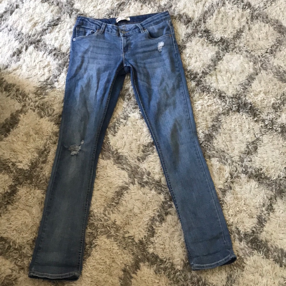 💙LEVI’S 711 SKINNY💙